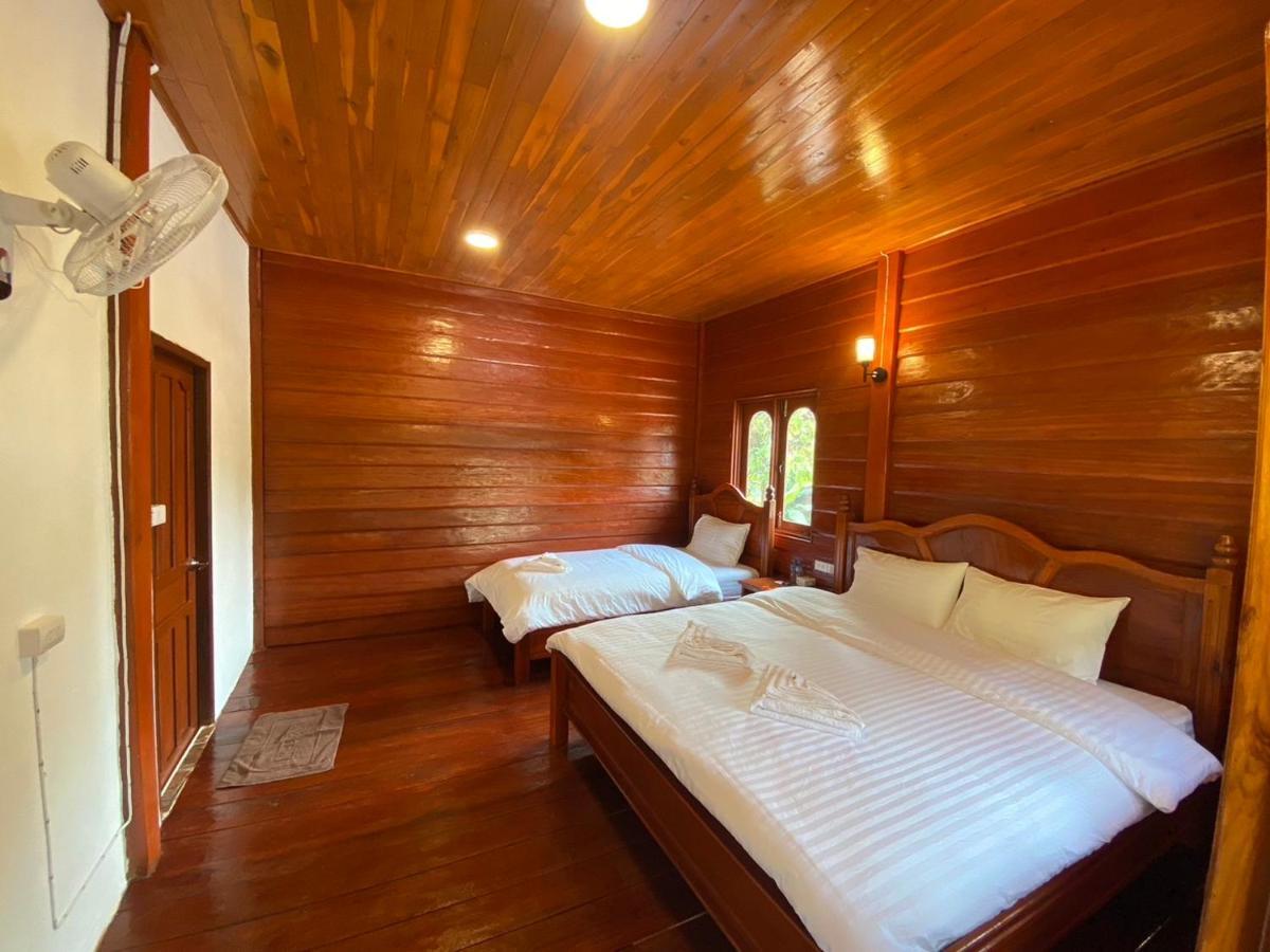 Letana Guesthouse บ้านออ ภายนอก รูปภาพ
