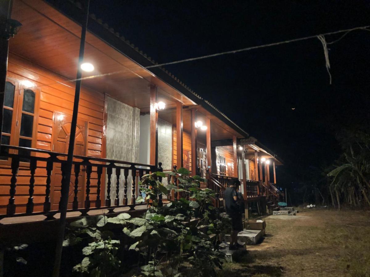Letana Guesthouse บ้านออ ภายนอก รูปภาพ