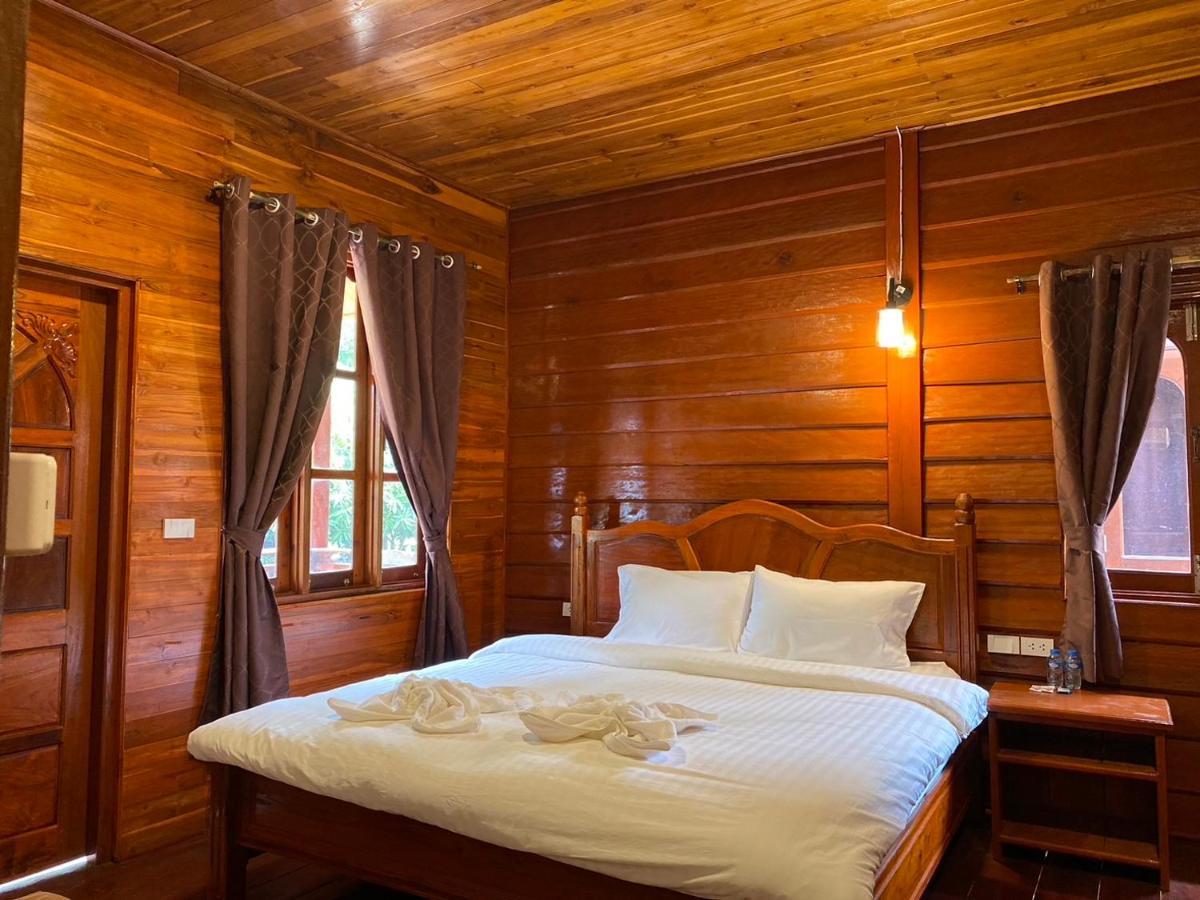 Letana Guesthouse บ้านออ ภายนอก รูปภาพ