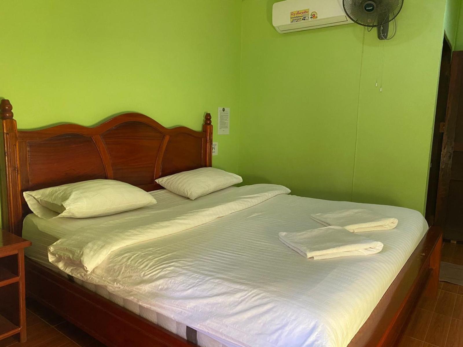 Letana Guesthouse บ้านออ ภายนอก รูปภาพ