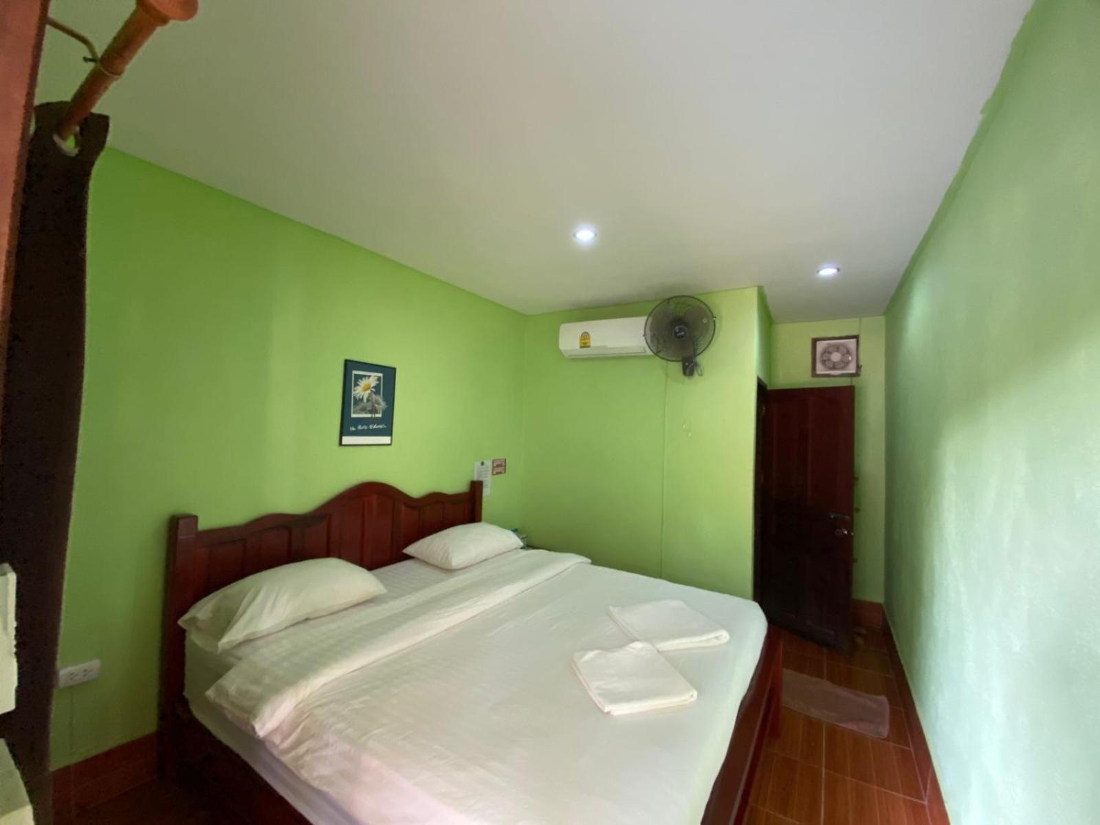 Letana Guesthouse บ้านออ ภายนอก รูปภาพ